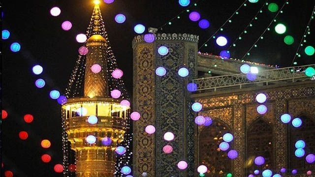 صور لضريح الإمام الرضا (ع) عشية عيد المبعث النبوي
